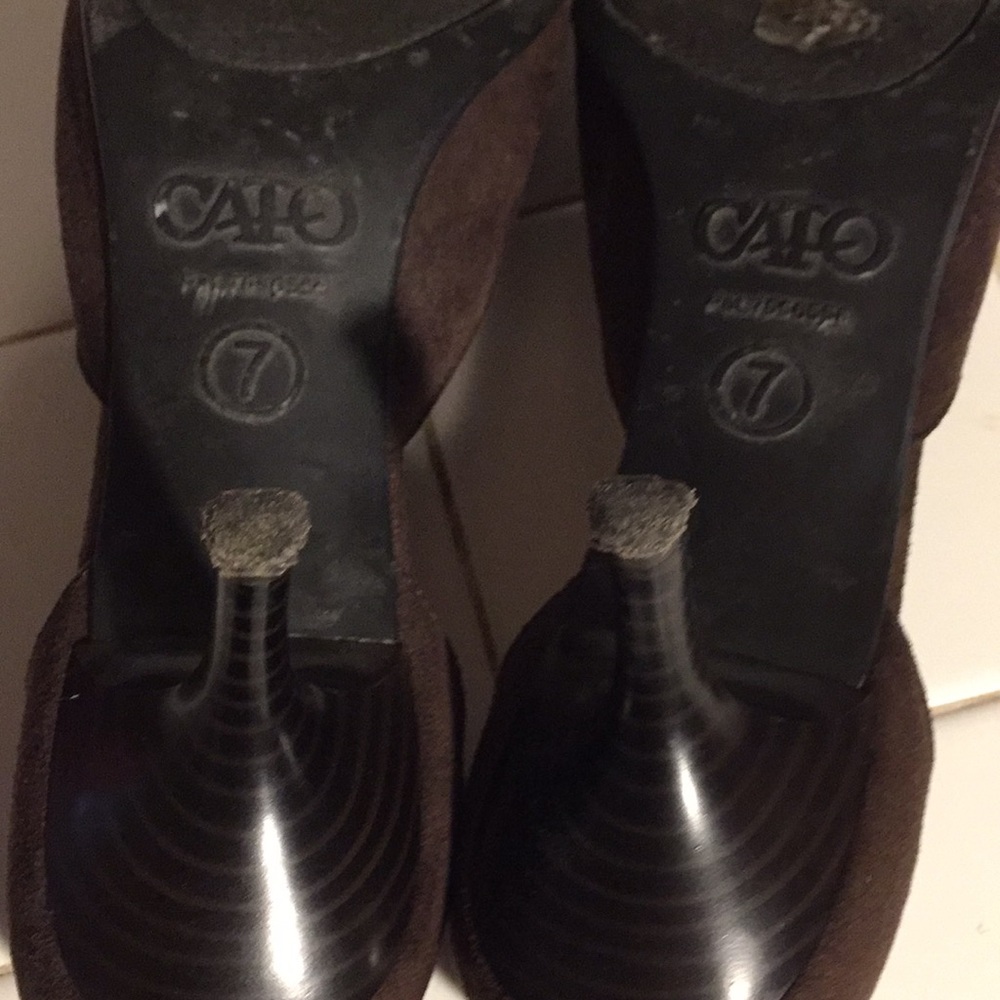 ⬇️Cato BROWN Heels⬇️ - Picture 4 of 6